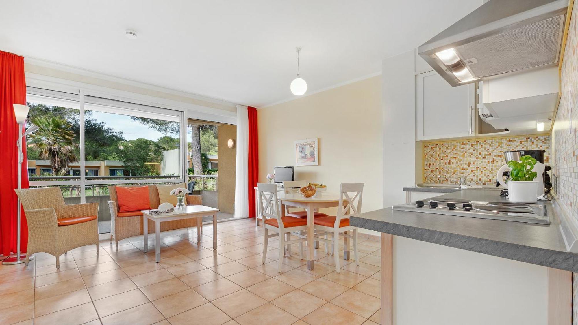 Residence Les Tourelles Sainte-Maxime Exterior photo