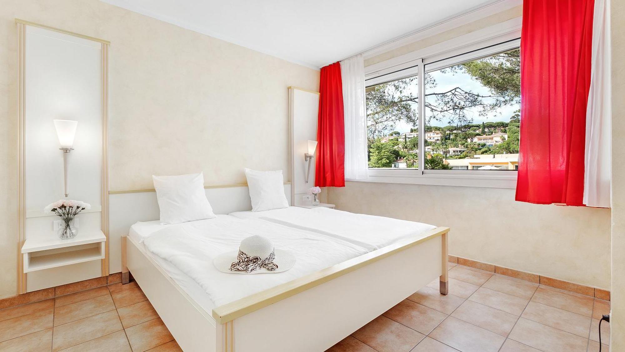 Residence Les Tourelles Sainte-Maxime Exterior photo
