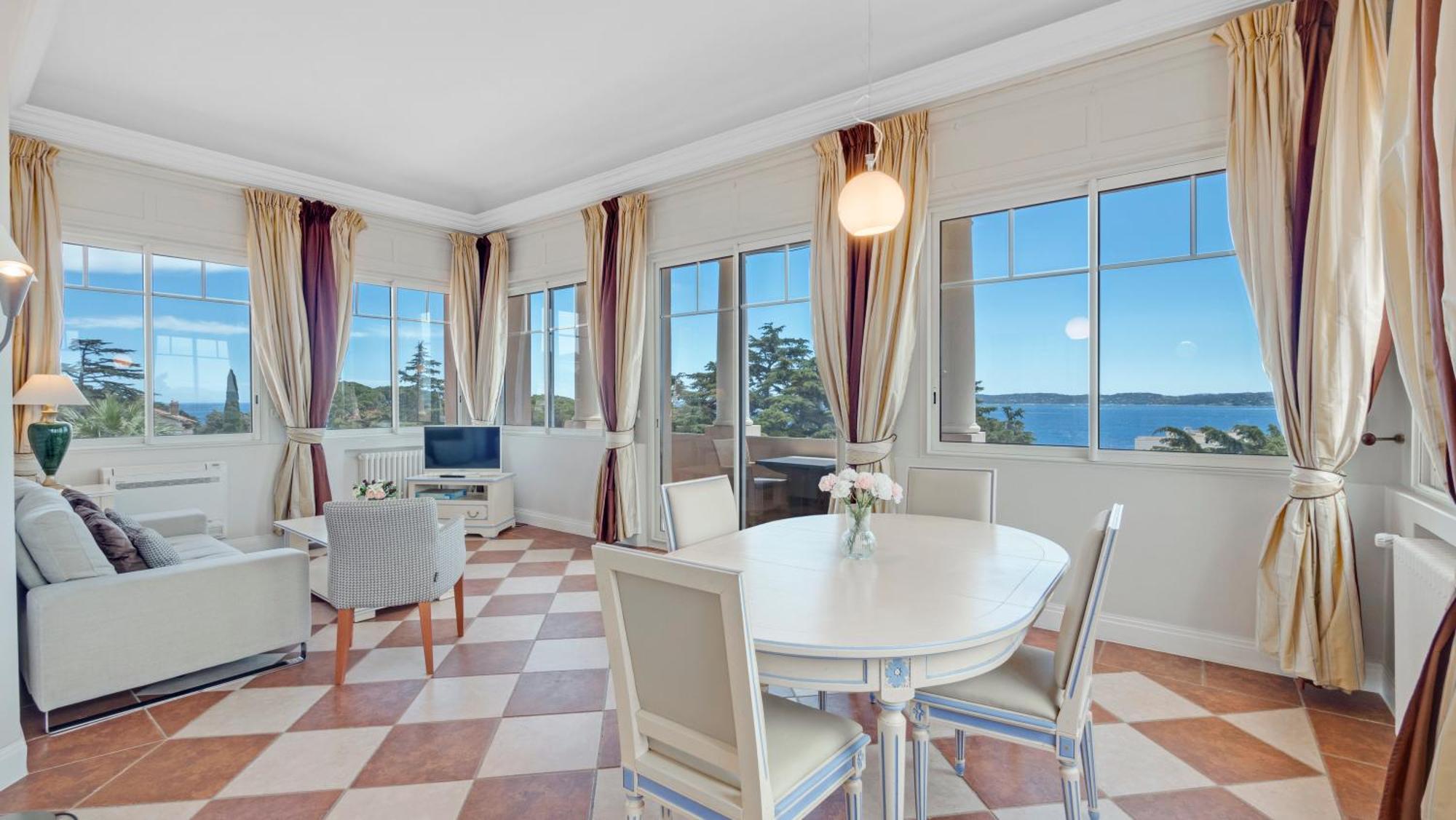 Residence Les Tourelles Sainte-Maxime Exterior photo